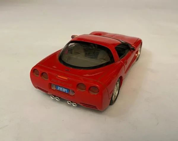 Miniatura Chevrolet Corvette 1997 Bburago 1/24 - Foto 2