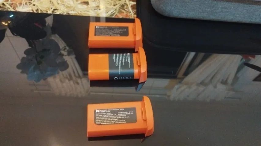 DRONE FIMI MINI3 com modulo ,4g , 3 BATERIAS  ,oculos fpv ,selo  Anatel  veja descrição - Foto 3