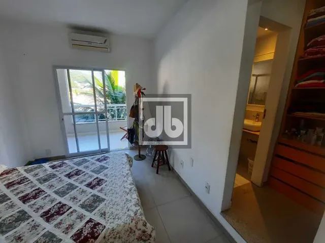 Casa em condomínio-Anil-Jacarepaguá-excelente - varandas - piscina -salão em 3 ambientes - - Foto 11