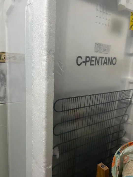 Geladeira a venda, ainda embalada! Mande sua proposta decente. Aceito cartões! - Foto 4