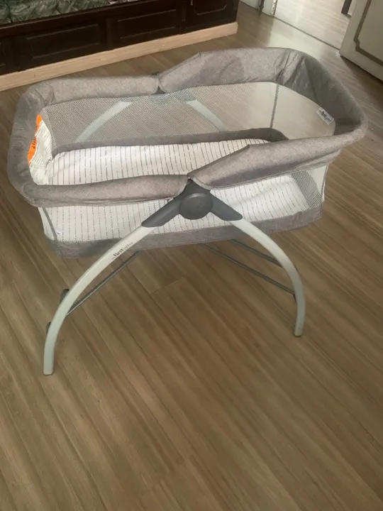 Berço portátil para bebê - First Years