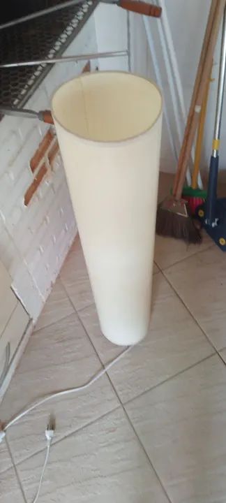 Abajur de canto