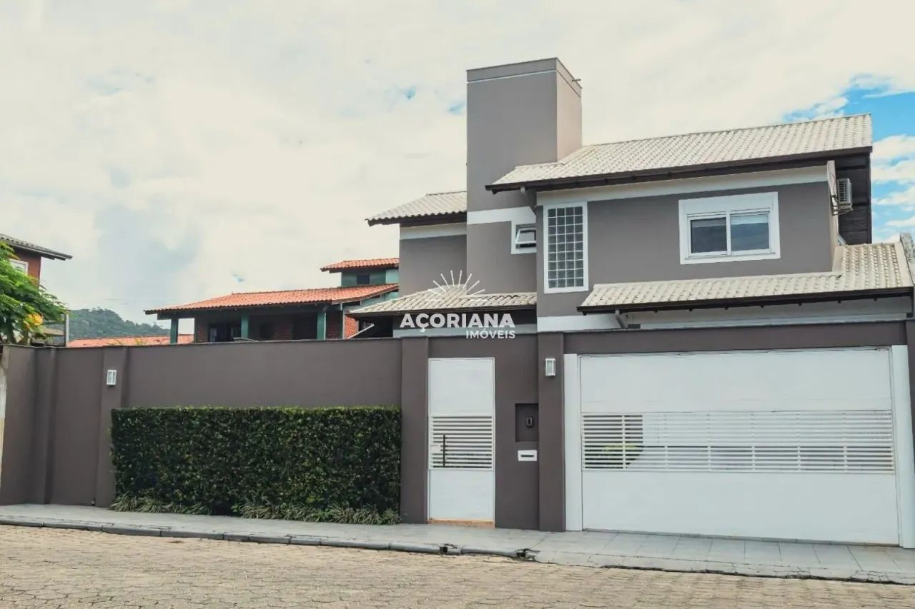 Casa maravilhosa a venda no Rio Tavares