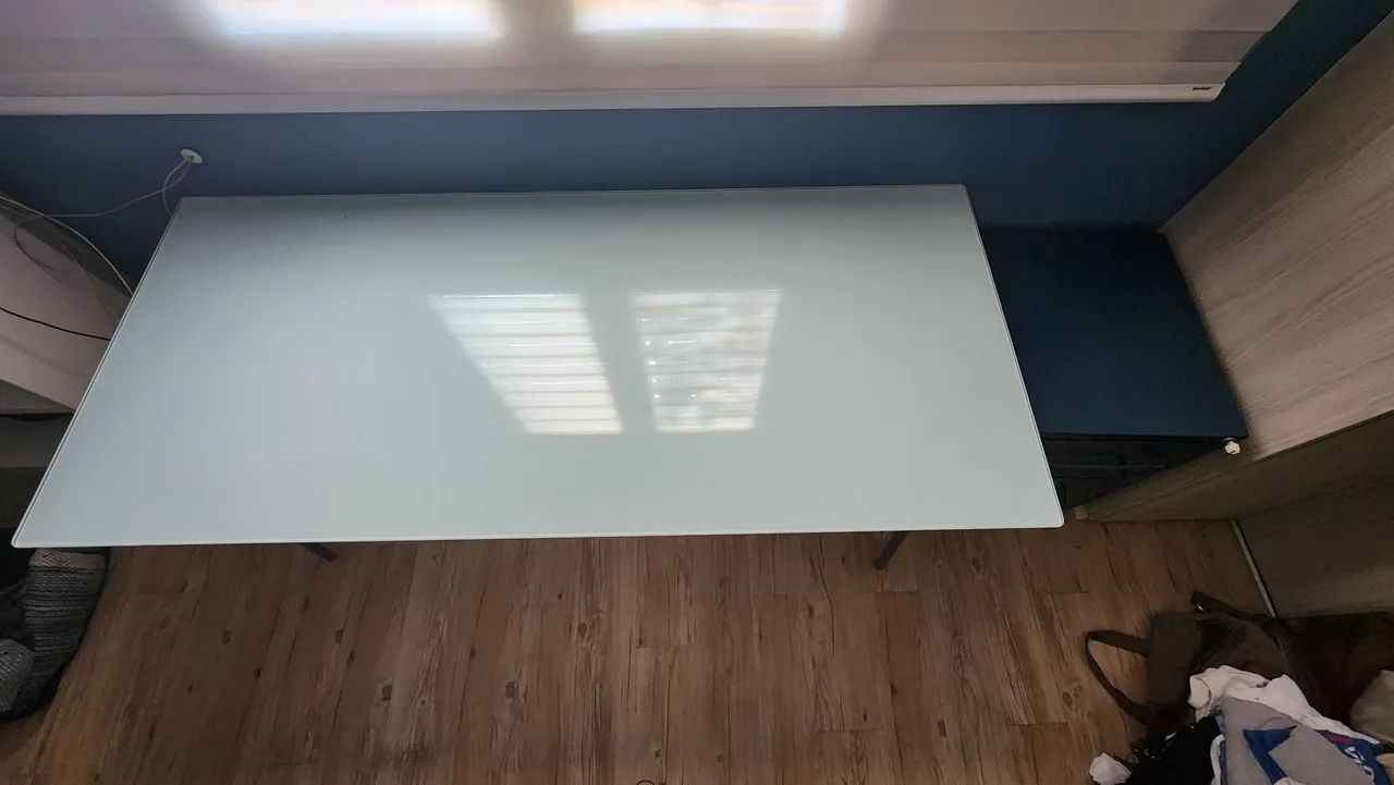 Mesa de escritório vidro temperado Tok stok - Foto 4