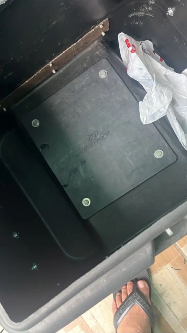 Vendo Baú de entrega 250