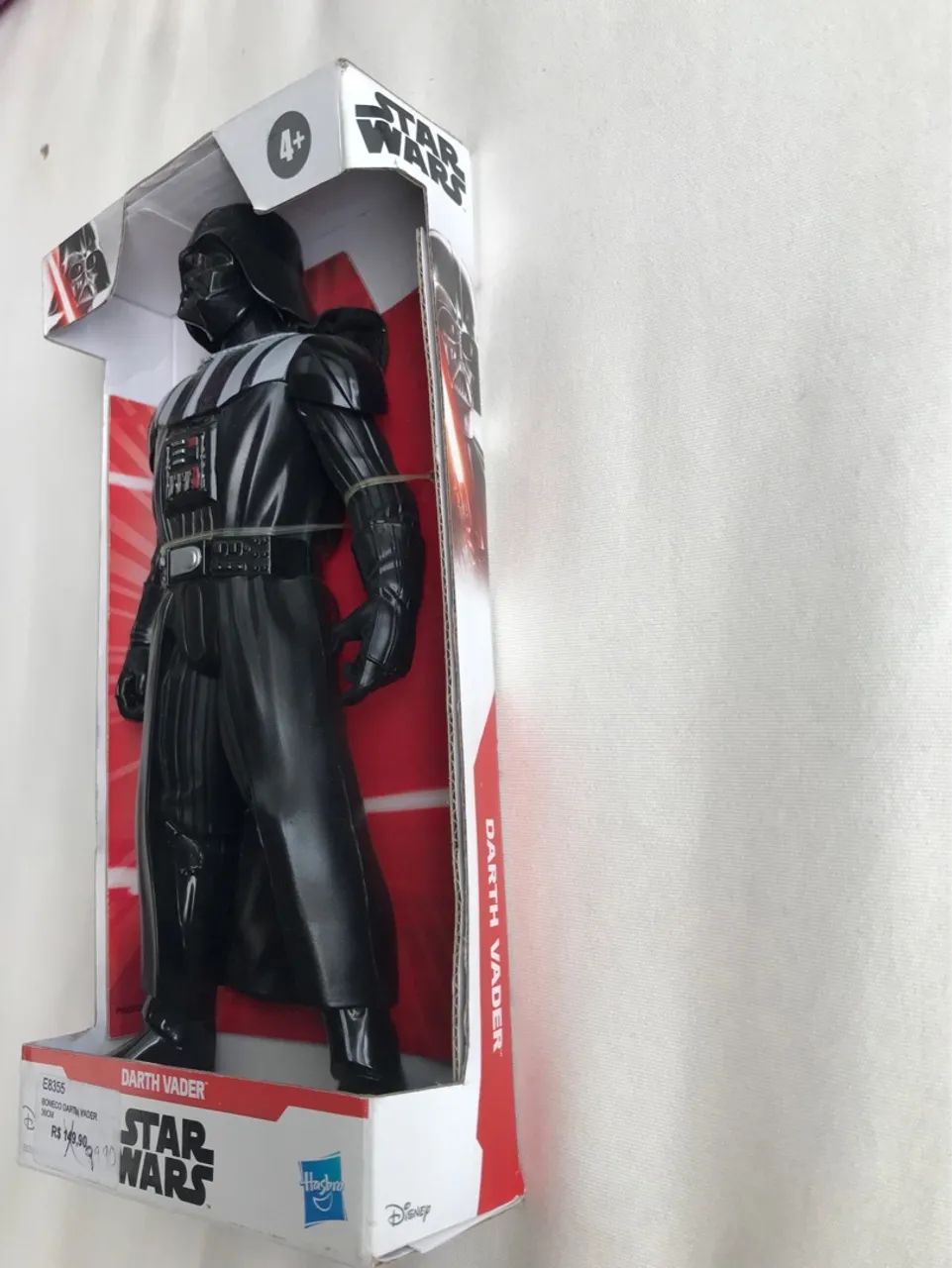 Boneco Darth Vader Star Wars com Sabre de Luz - Foto 2
