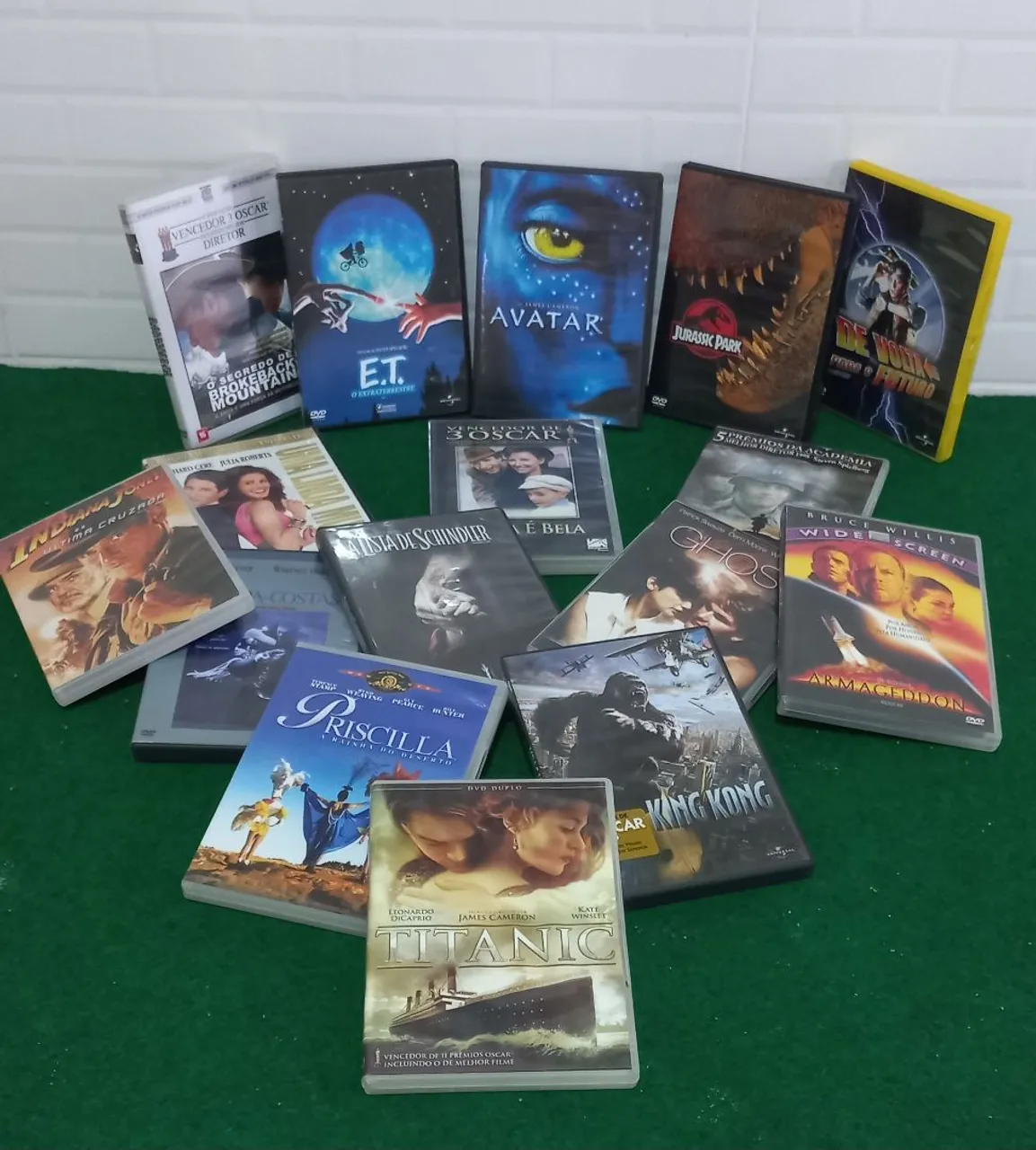 Coleção 16 DVDs de Filmes Sucessos de Bilheteria
