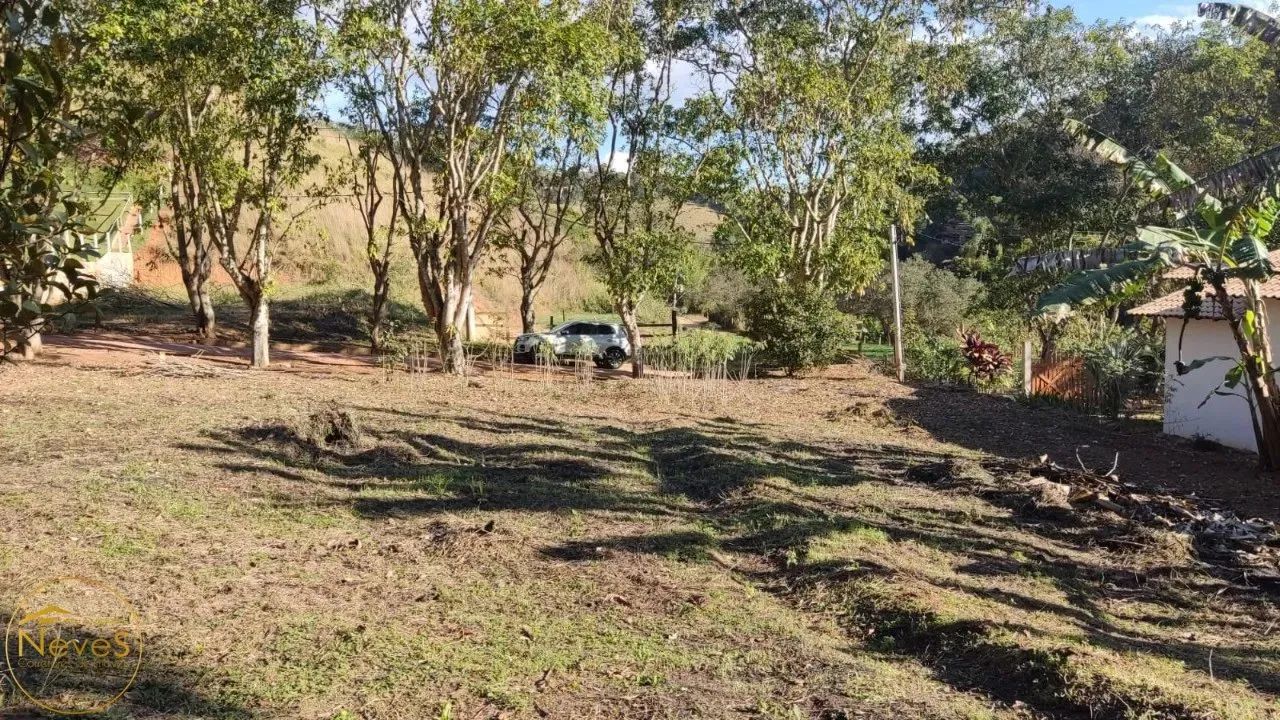 Vendo Terreno no bairro Arcozelo em Paty do Alferes - RJ.