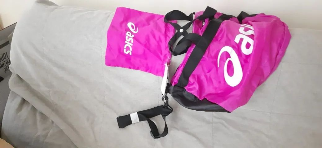 Bolsa Asics desportiva rosa. - Foto 3