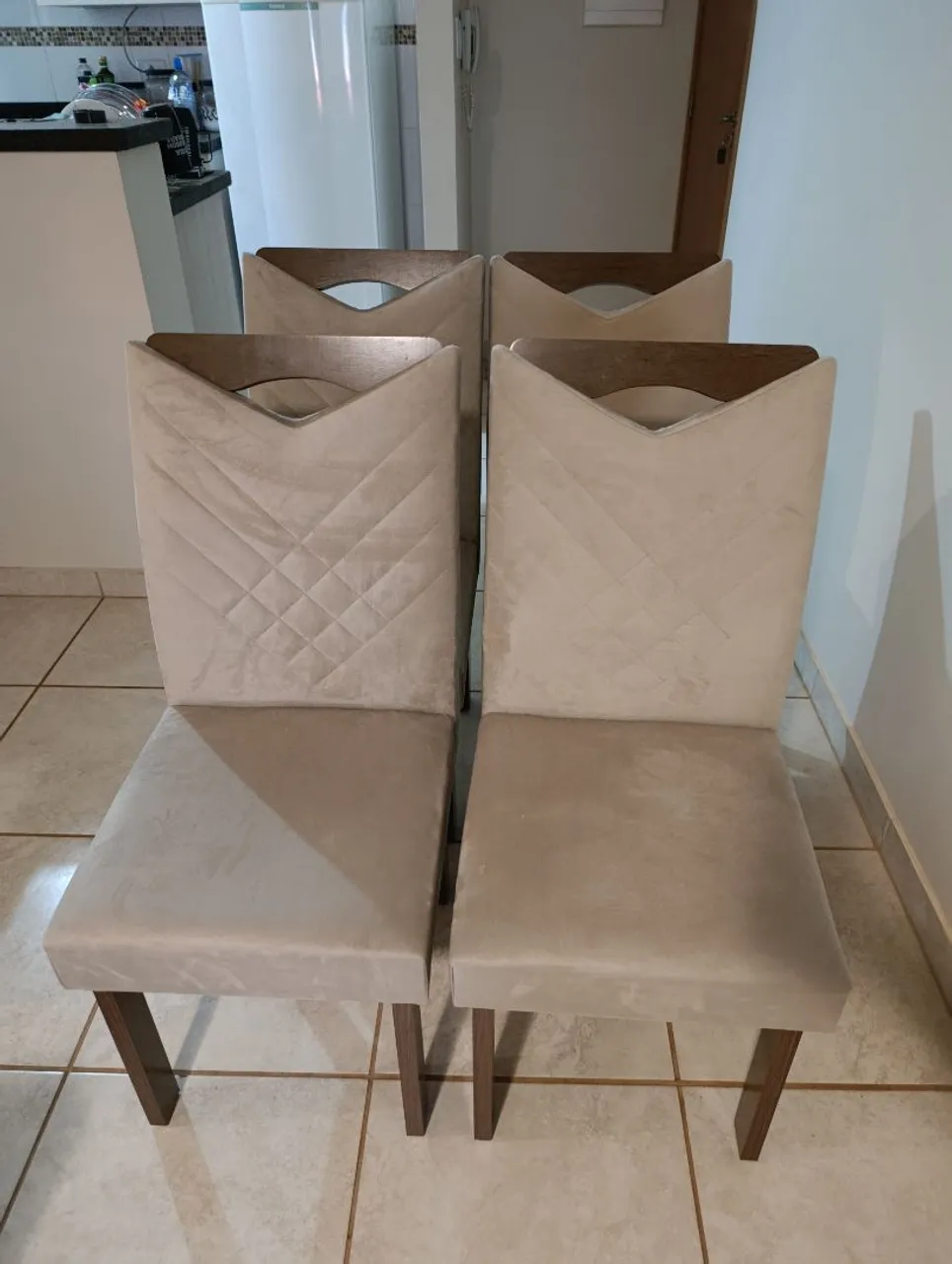 Conjunto de Cadeiras de Jantar Elegantes
