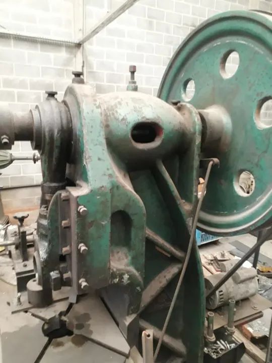 MÁQUINA DE CONCERTINA PRECISA DE AJUSTE - Foto 3