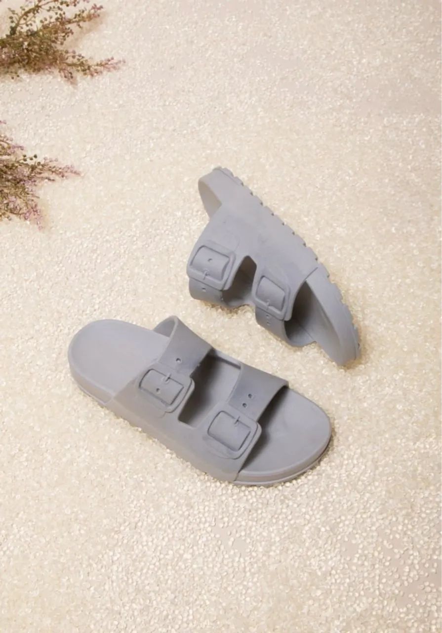 Chinelo Birken - Foto 4