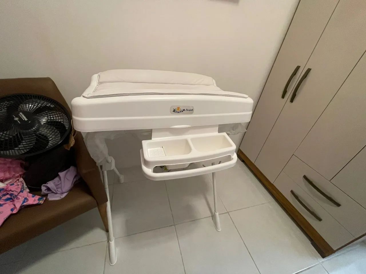 Trocador de bebê - em ótimo estado