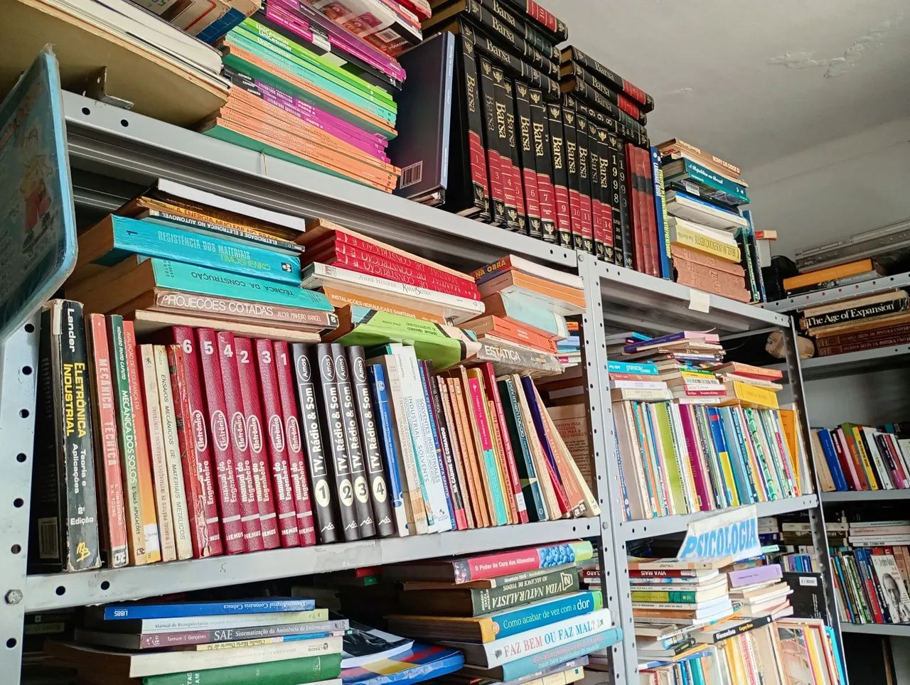 Livros e gibis  - Foto 5