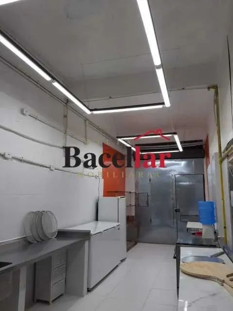 Prédio a venda comercial e residencial! uma pizzaria, kitnet, sala quarto e dois quartos! - Foto 3