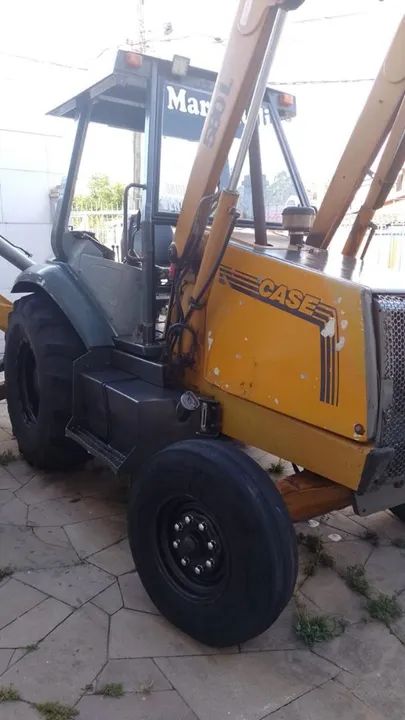 Retroescavadeira CASE 580L - Foto 2