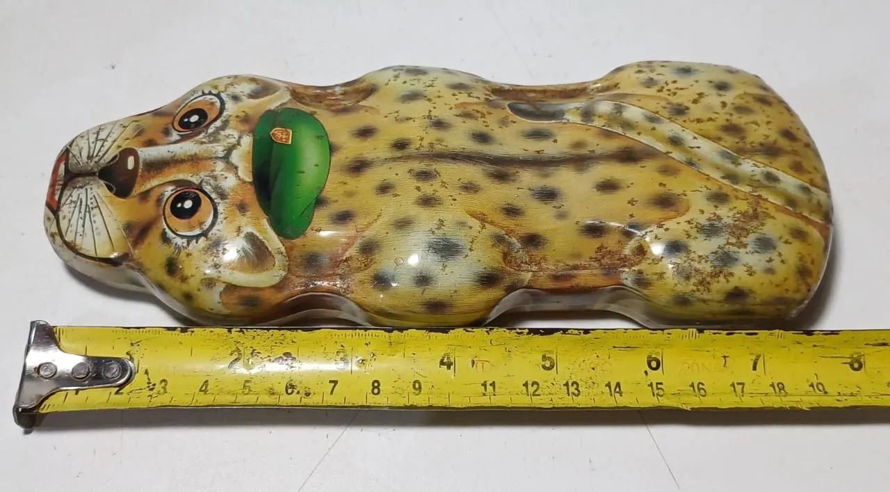 Estojo de metal em formato de leopardo - Foto 4