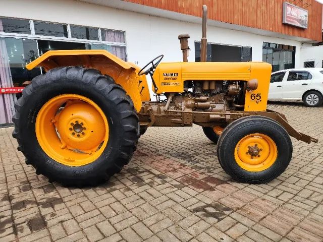 Trator Agrícola Valmet 65, Ano 1980, Pintura Nova. - Foto 5