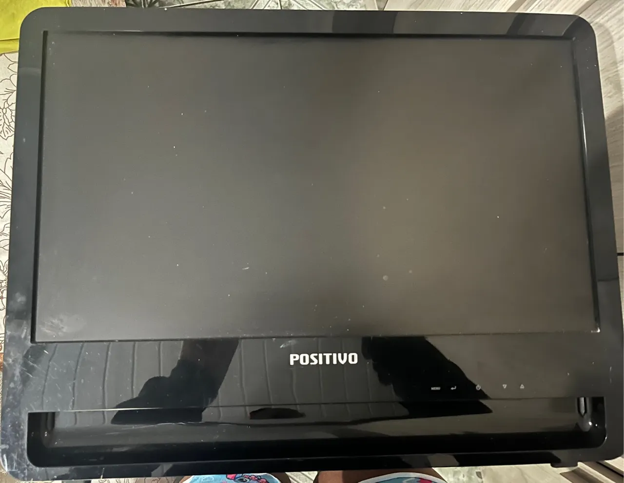 Monitor positivo