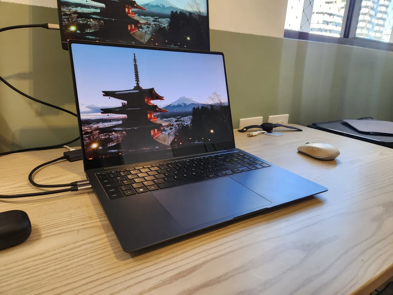 Notebook Samsung Galaxy Book 3 Ultra Rtx 4050, i7 13700h, 32GB RAM, 1TB SSD