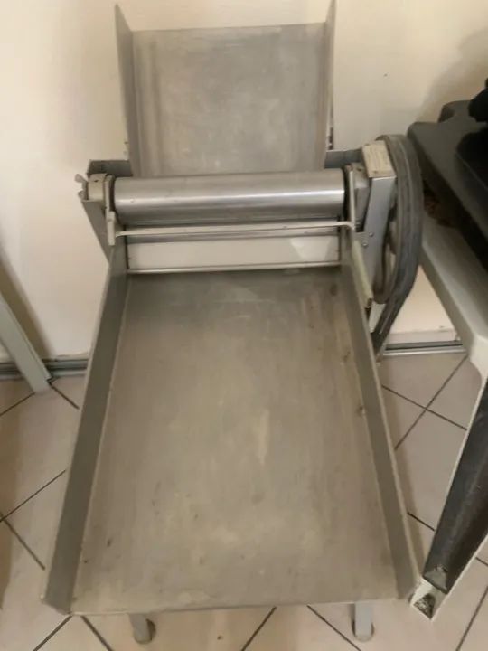 Vende-se Cilindro 30 cm para massas - Foto 2