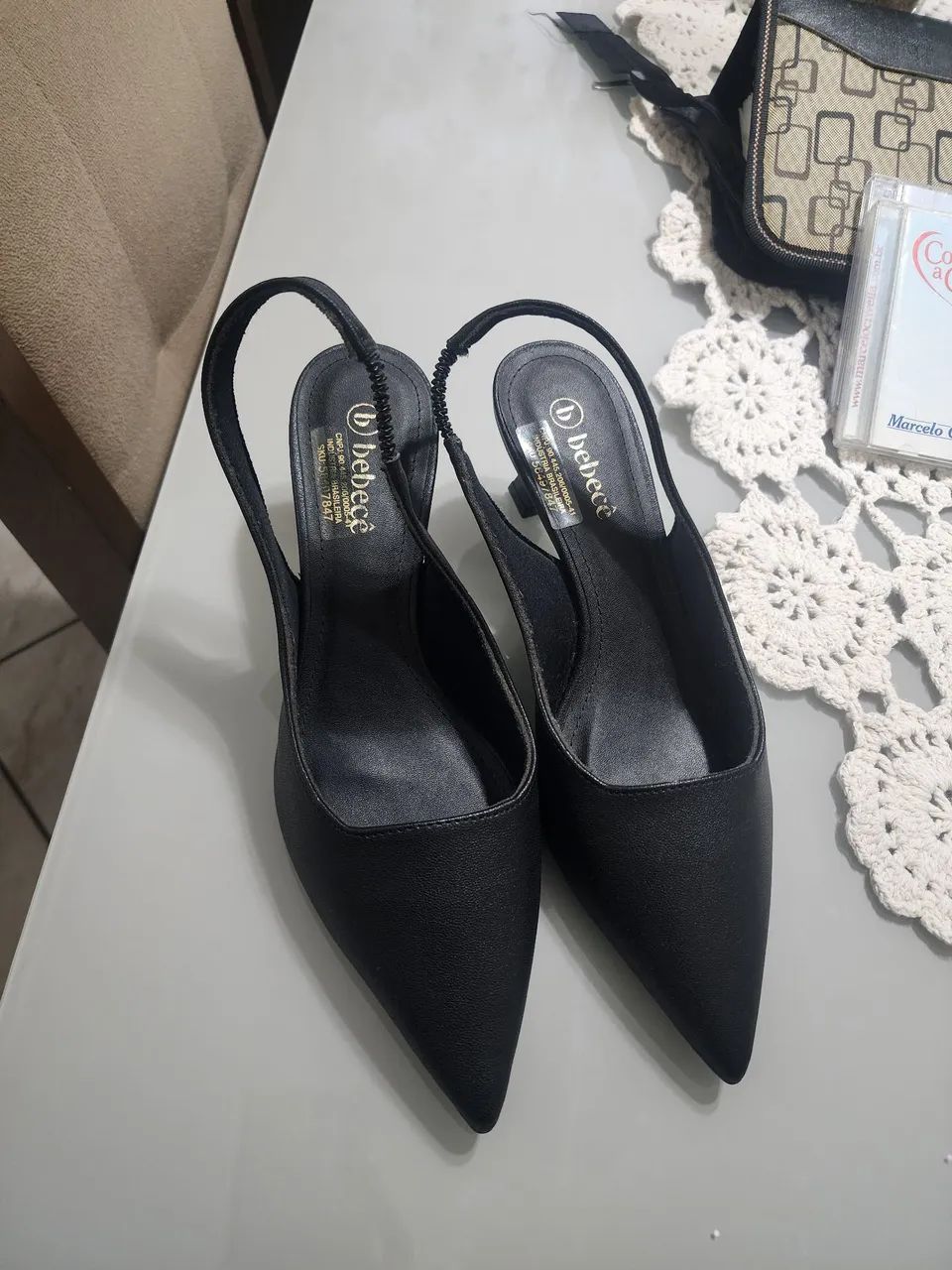 Scarpin Slingback Bebe Preto - Elegância e Conforto - Foto 3