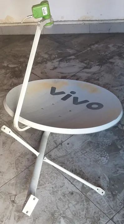 Antena parabólica (sem receptor), tamanho 85 x 80 cms, com LNBF DS 10, semi - Foto 5