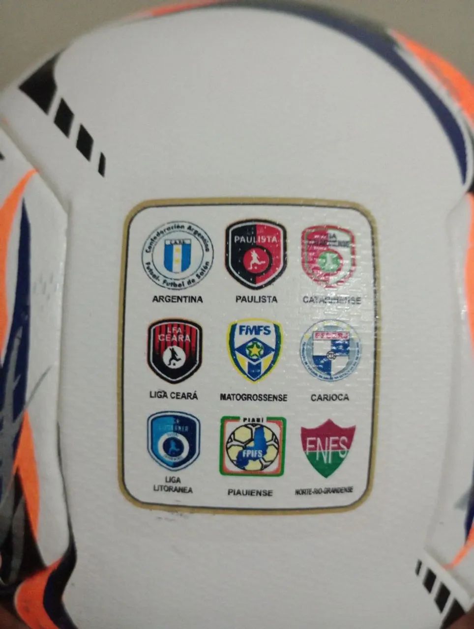 Bola de Futebol Kagiva Futsal F5 Extreme Pro - Foto 2