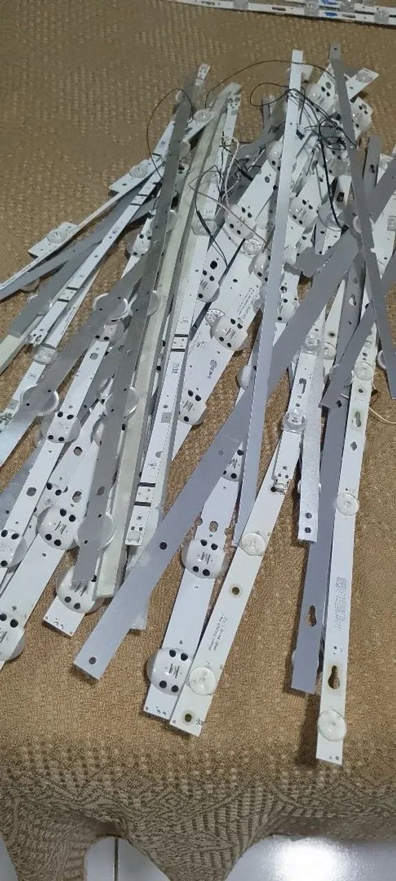 Barras de LED para TVs diversos modelos  - Foto 2