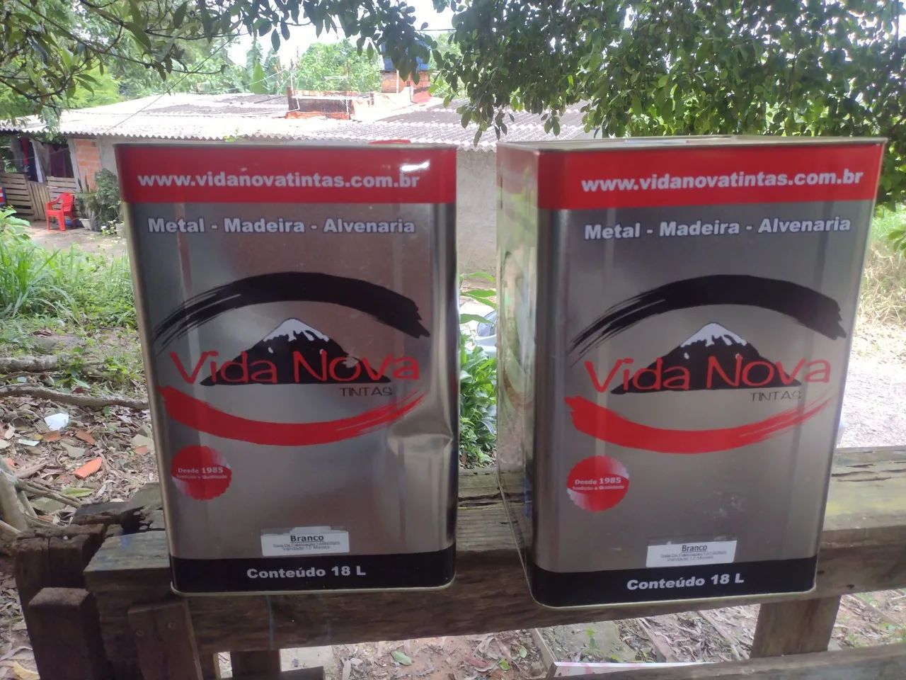 Tinta branca esmalte sintético 