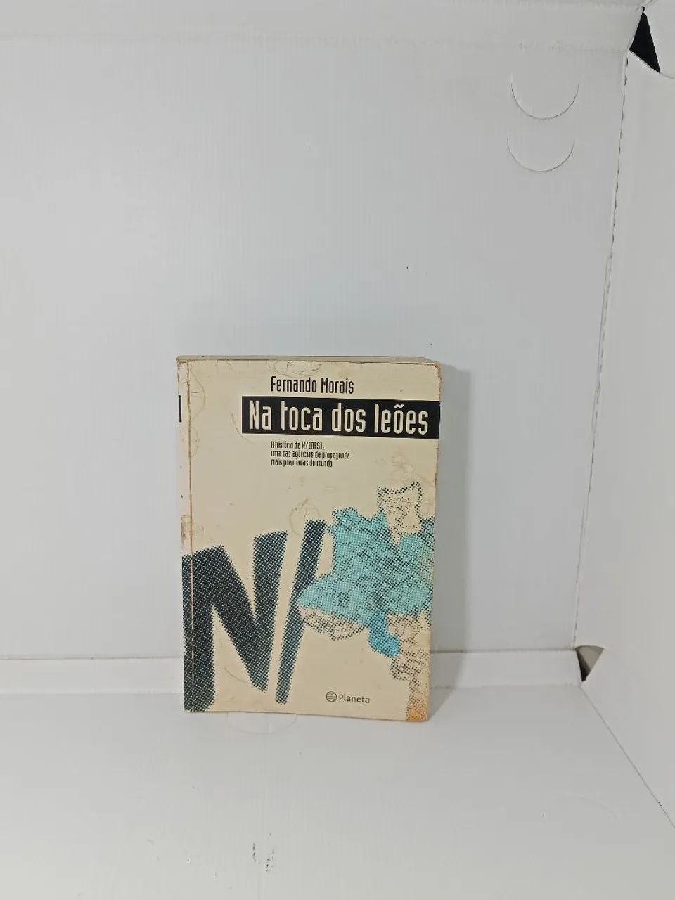 Livro Na Toca dos Leões