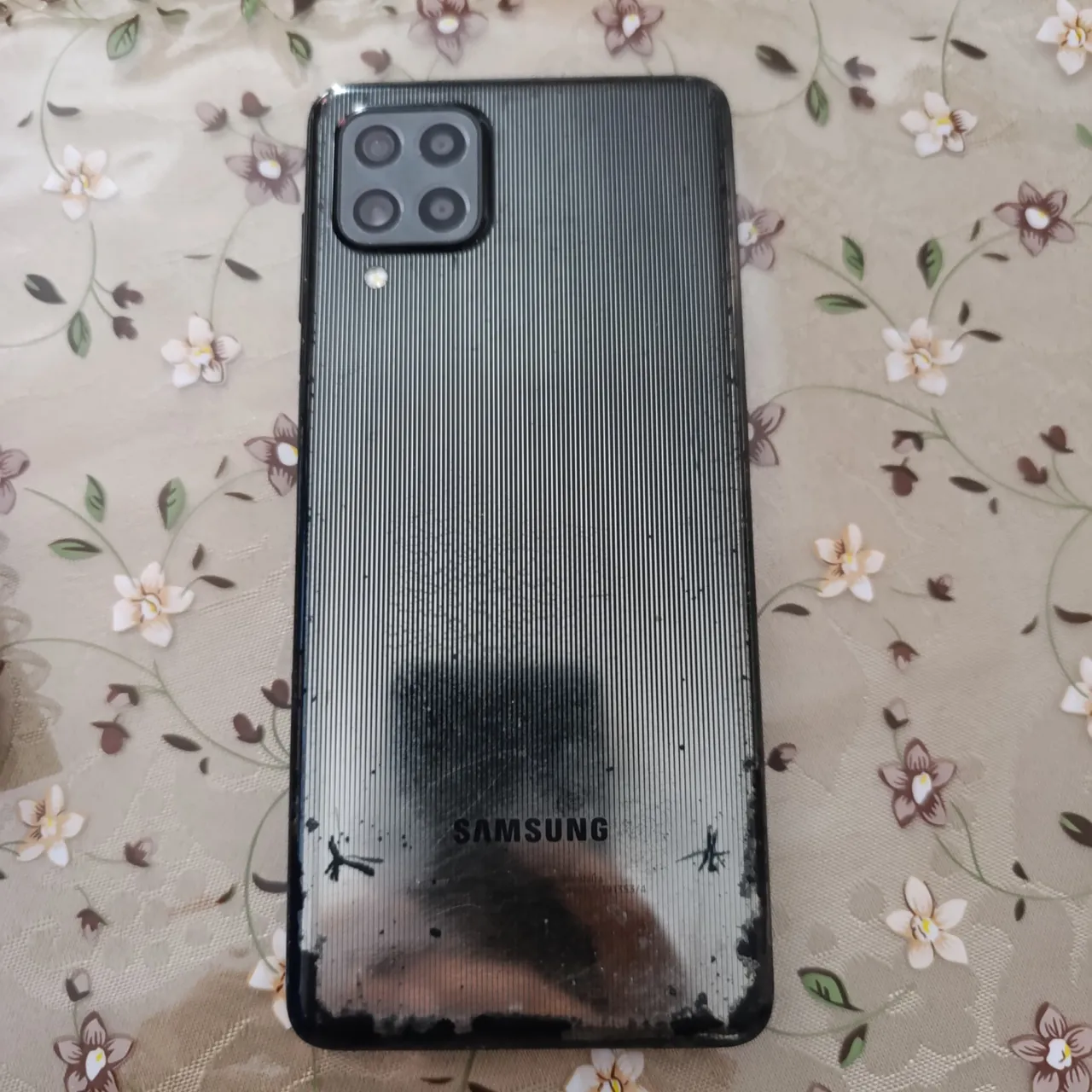Galaxy M62 usado
