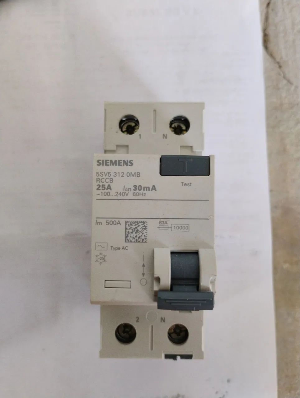 Disjuntor Siemens 25A RCCB 30mA