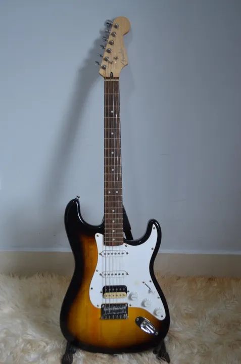 Guitarra Fender  - Foto 3