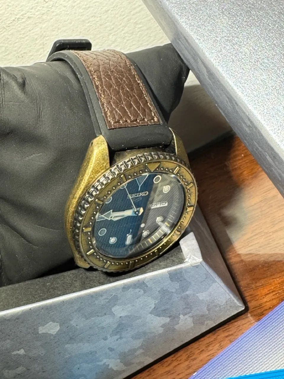 Relógio Seiko SRPE80 5 Sports Automático cor Bronze  - Foto 2