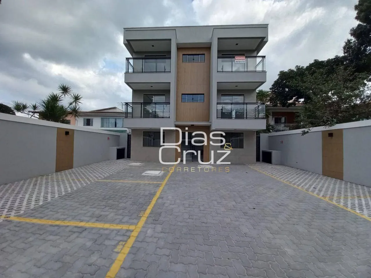 Apartamento no Centro de Rio das Ostras com 2 quartos