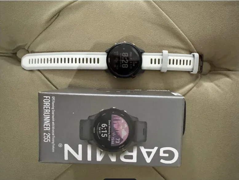 Garmin Forerunner 255 - GPS Running Smartwatch