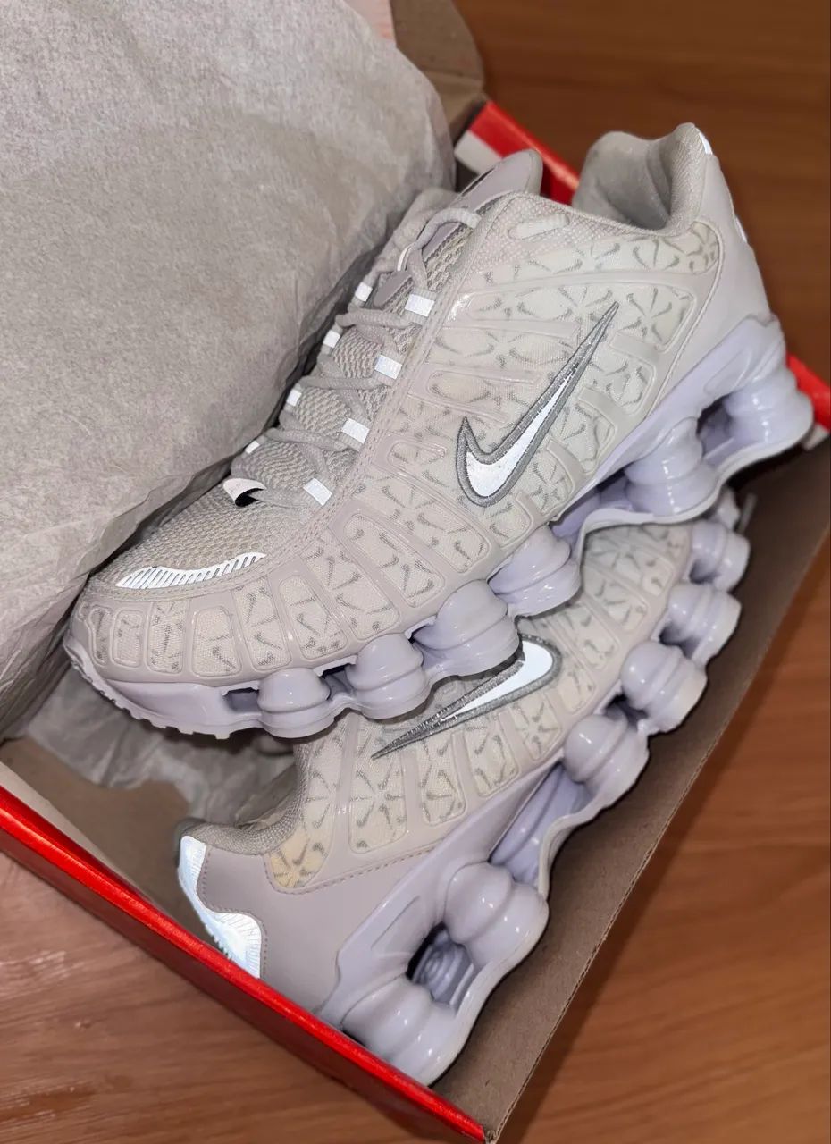 Tênis masculino Nike Número 40/41 Calçados Conjunto