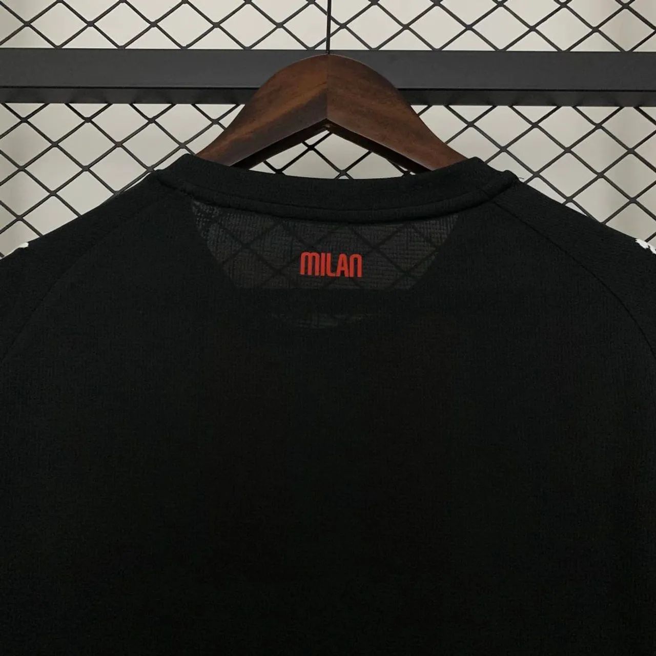 Camisa do Milan (Tamanho: M) - Foto 3