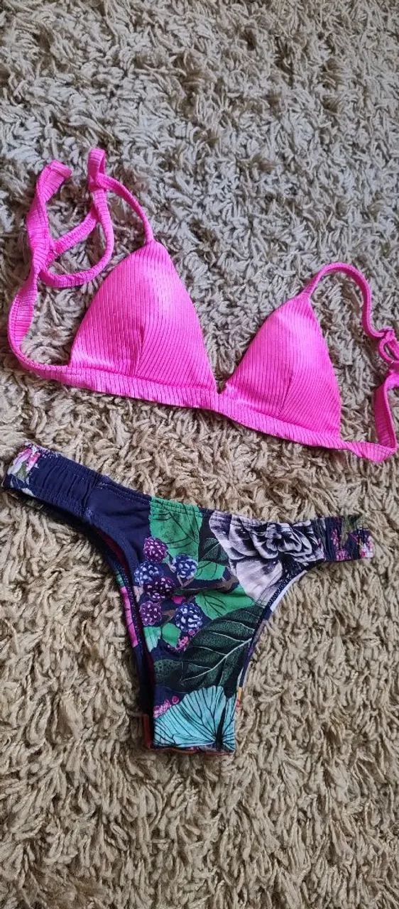 Biquíni rosa e floral - Foto 2