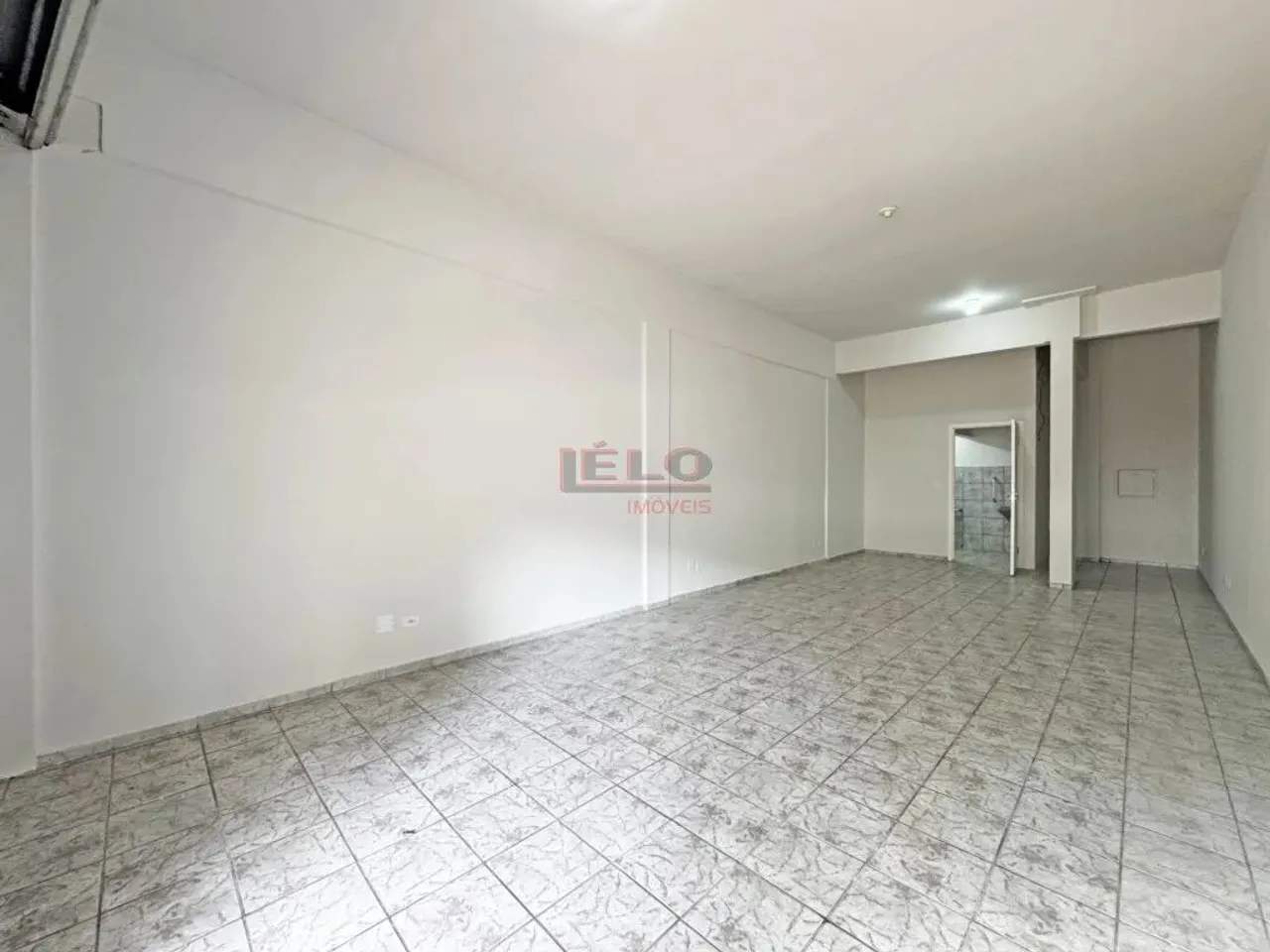 SALA AV. LAURO EDUARDO WERNECK - TERREA - CONTINUAÇAO AV. DUQUE DE CAXIAS