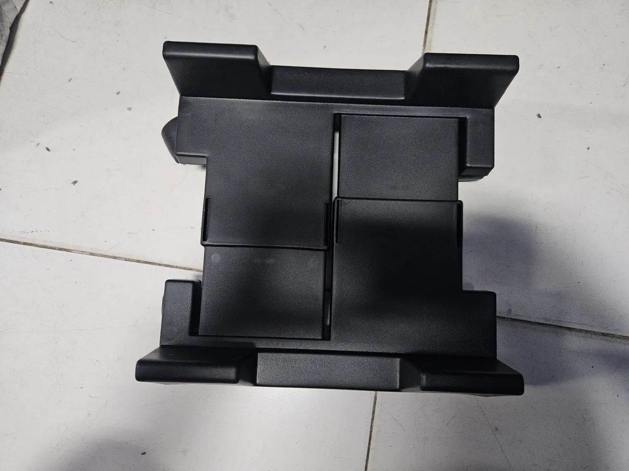 Porta cpu com rodinhas ajustável  - Foto 2