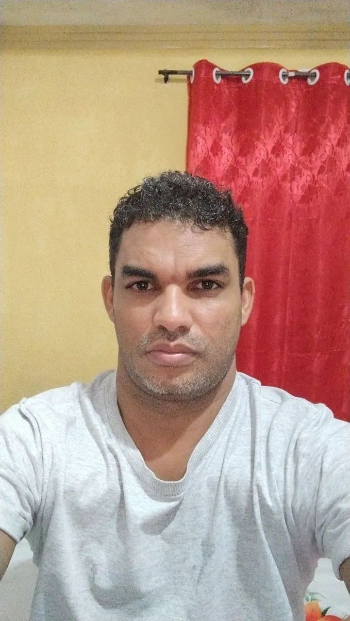 Monta móveis em domiciliar 