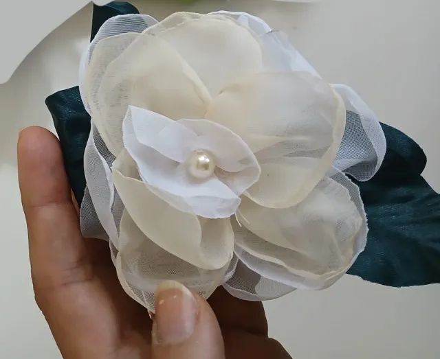 15 porta-guardanapos artesanais de Flor Branca Anel Rosa Argola Pano Tecido Lenço de Mesa - Foto 2