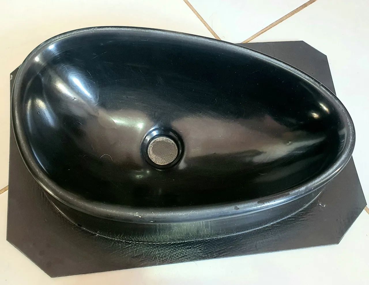 Molde para Cuba de sobrepor moderna em cerâmica e preta - Foto 2