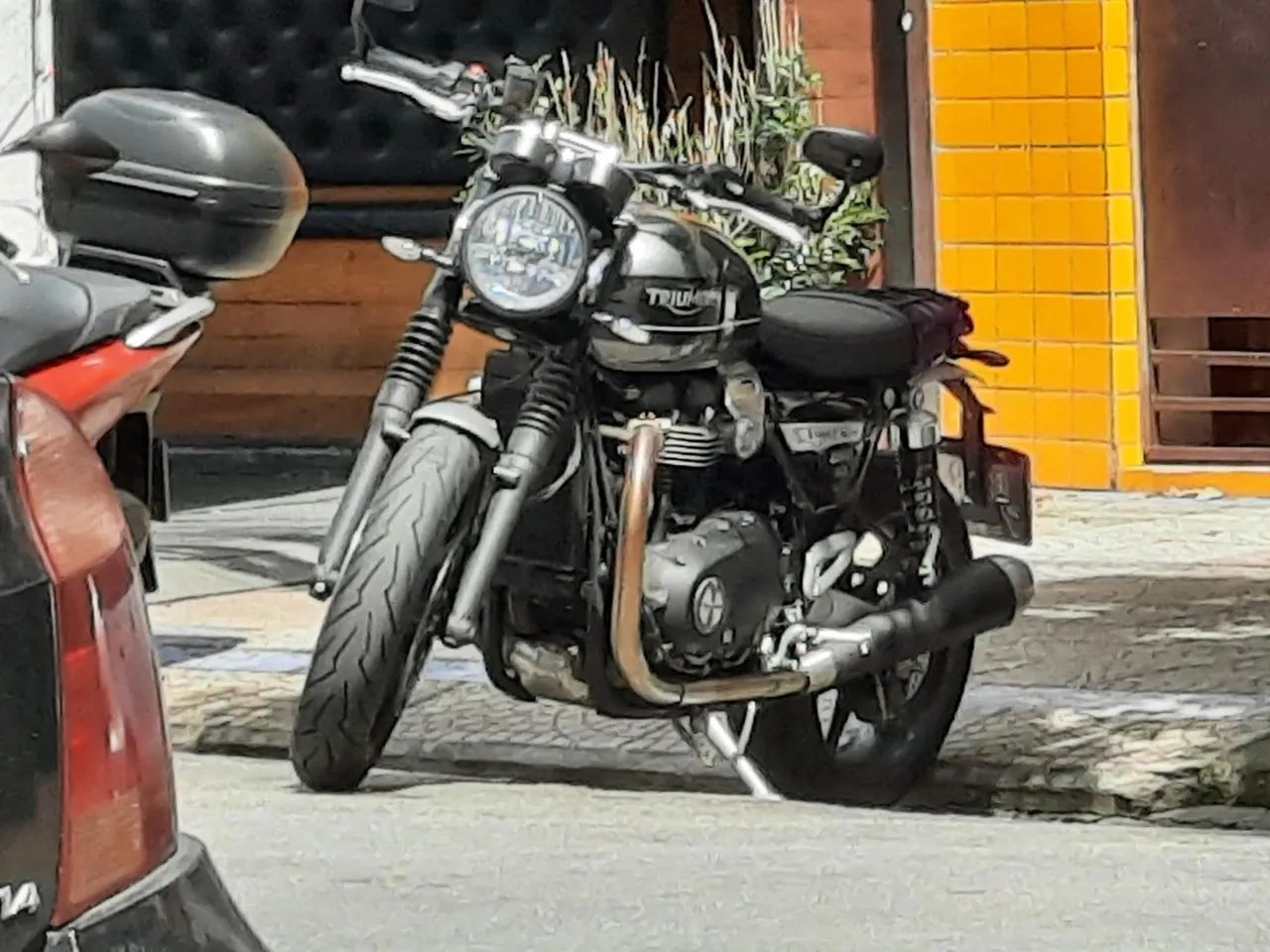 Speed Twin 2020 - Foto 2
