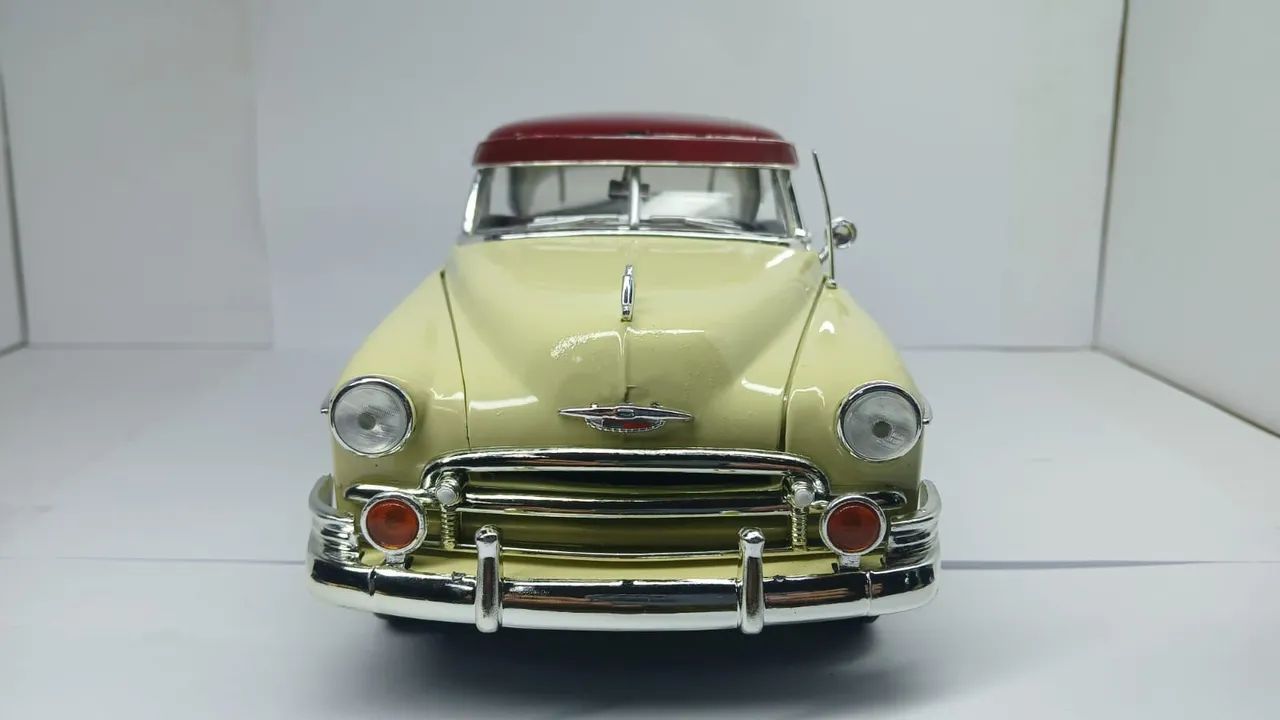 Miniatura Chevrolet BelAir 1950 1/18 - Foto 3
