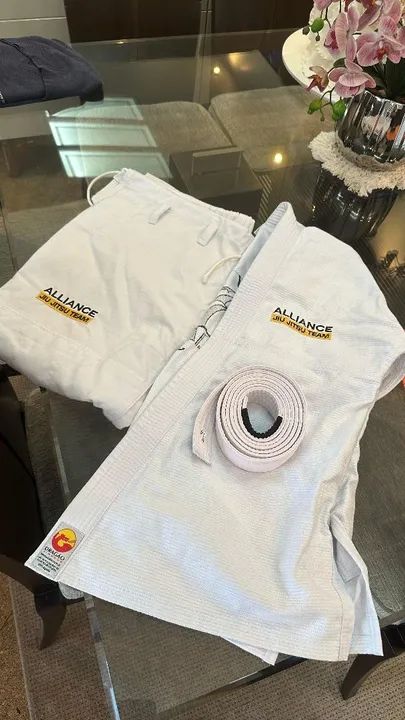 Kimono Jiu Jitsu A1 e faixa infantil Alliance - Foto 2