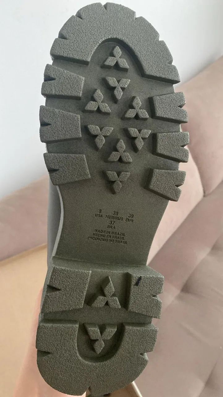 Vendo bota NOVA  - Foto 3