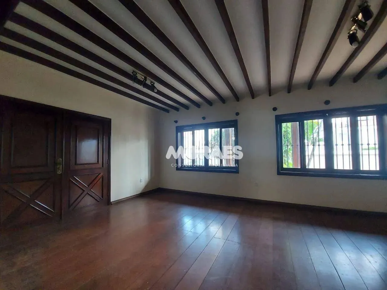 Casa comercial com 4 dormitórios para alugar, 449 m² por R$ 8.000/mês - Jardim América - B